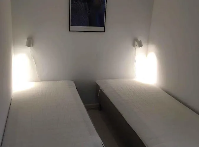 Near The In Popular Area *